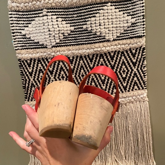 SWEDISH HASBEENS RED CLOG SANDALS EU 37 - Picture 2 of 6